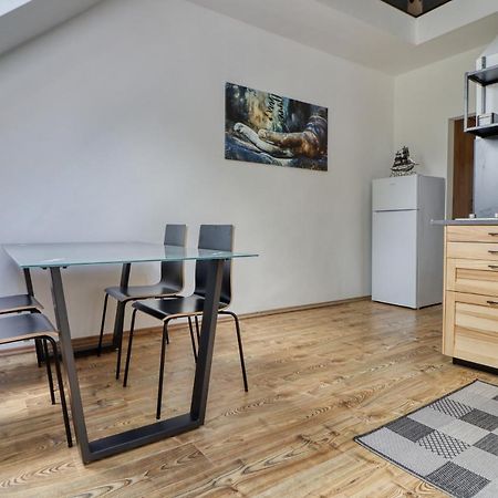 Zenloft Apartman Эгер Экстерьер фото